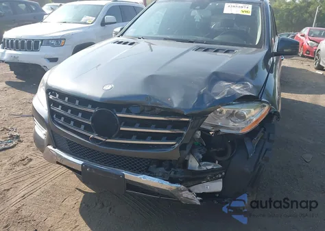 2015 Mercedes-Benz Ml 350 4Matic z USA, uszkodzony, nr VIN 4JGDA5HB1FA593593